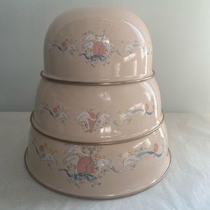 SET OF 3 ENAMEL MIXING BOWLS